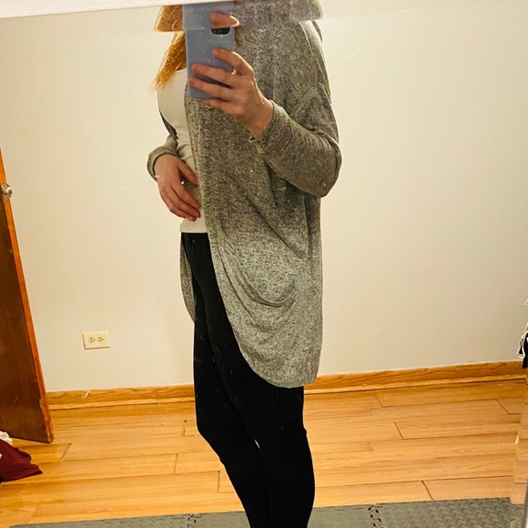 Cardigans - Picture 5 of 6